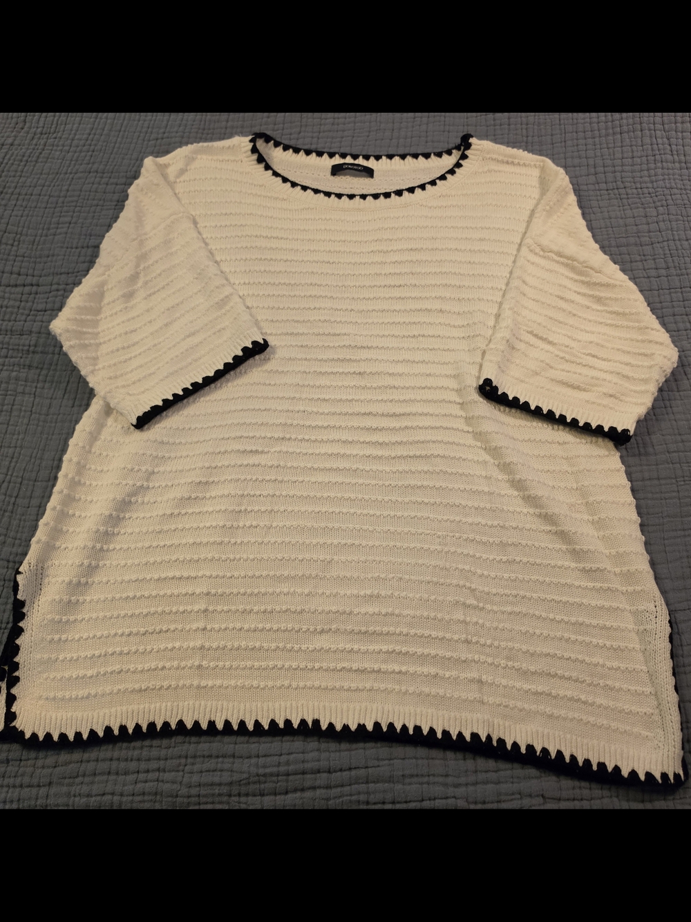 Textured White Knit Top with Black Trim